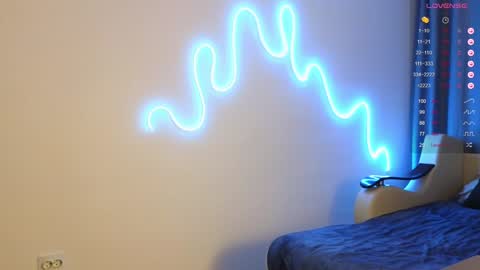 Toshi online show from 12.07.24