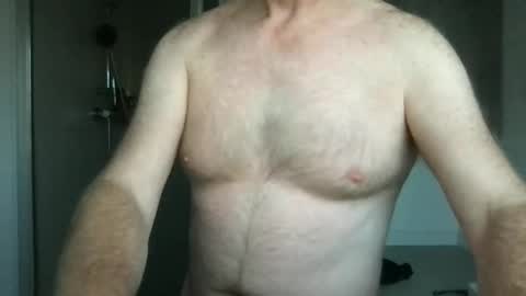 Snapshot of total2020 chatting on 10.06.25 Archibald Leach online show from 10.06.25