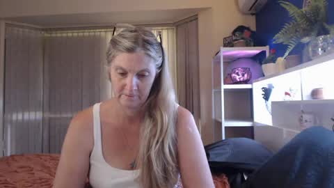Milly online show from 04.21.26