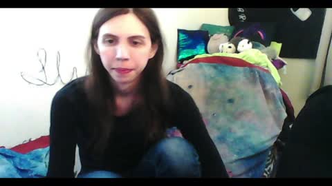 Snapshot of totalfuckingadorable chatting on 05.12.26 Luna online show from 05.12.26