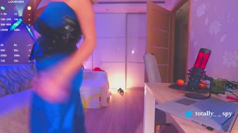 Madam Viktoria   Vacation in Portugal  2811 - 0412 online show from 02.23.25