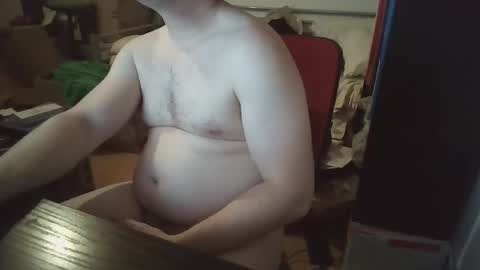 Snapshot of totox1989 chatting on 12.14.25 Totox online show from 12.14.25