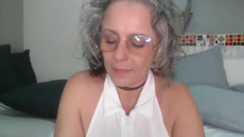 TotyPink online show from 10.10.25