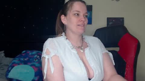 Lilly Miss Mistress Goddess Maam Queen Boss online show from 01.25.25