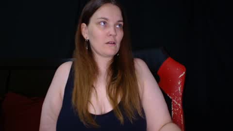 Snapshot of toxiclilly chatting on 04.20.26 Lilly Miss Mistress Goddess Maam Queen Boss online show from 04.20.26