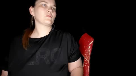 Snapshot of toxiclilly chatting on 05.28.26 Lilly Miss Mistress Goddess Maam Queen Boss online show from 05.28.26