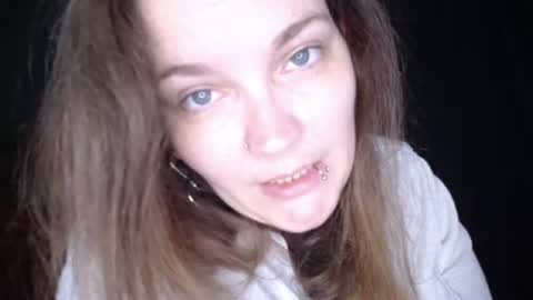 Snapshot of toxiclilly chatting on 06.10.26 Lilly Miss Mistress Goddess Maam Queen Boss online show from 06.10.26