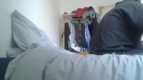 Snapshot of toyboyhumilation chatting on 12.14.25 toyboyhumilation online show from 12.14.25