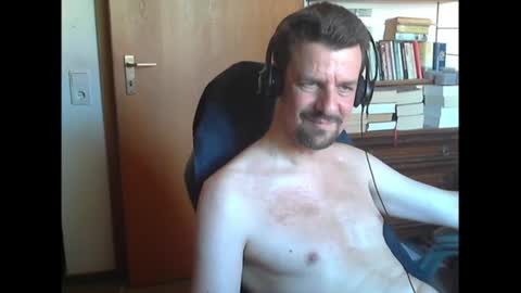 Snapshot of tpraazrd chatting on 08.01.26 tpraazrd online show from 08.01.26