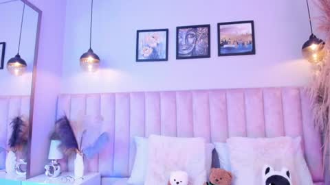 Tracy  online show from 06.09.26