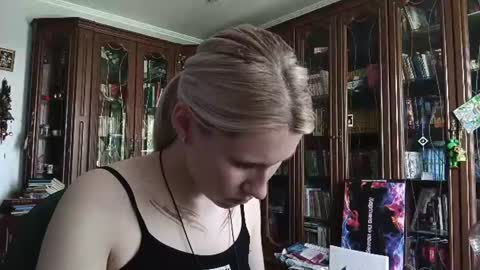 Lesly online show from 06.19.26