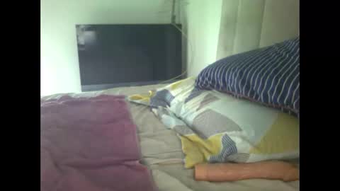 Snapshot of trannybisx chatting on 01.01.25 trannybisx online show from 01.01.25