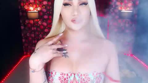 KYLIE BELLA  TS online show from 05.09.26