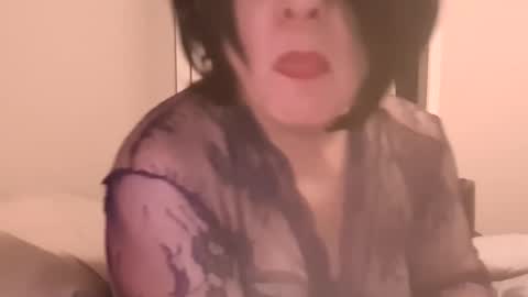 traphouseslutbunny4fun online show from 02.20.26