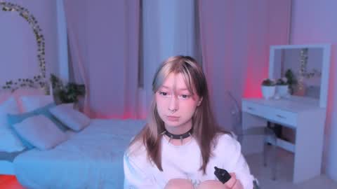 Nyuta Hartmann online show from 01.13.25
