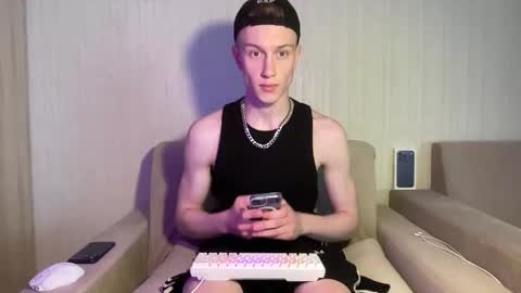 Travis online show from 05.03.26