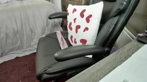 Snapshot of treasureofxtac chatting on 02.12.26 treasureofxtac online show from 02.12.26