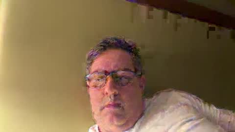 Snapshot of treborinthesky chatting on 03.27.26 treborinthesky online show from 03.27.26