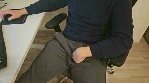 tree1989 online show from 01.03.25