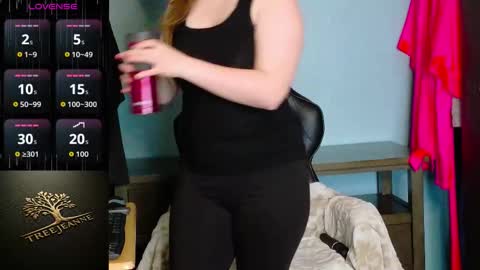 Snapshot of treejeanne chatting on 03.18.26 TreeJeanne online show from 03.18.26