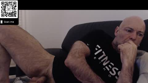 Snapshot of treimann chatting on 11.02.25 Thorcci online show from 11.02.25