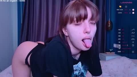 Karolina online show from 05.25.26