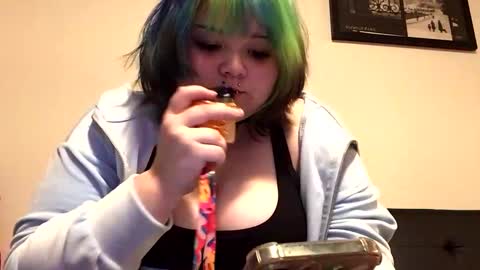 Trixie online show from 01.26.25