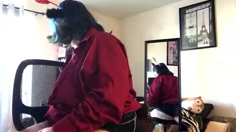 Trixie online show from 03.04.25