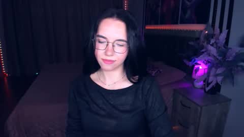 TriciaDaisy online show from 06.05.26