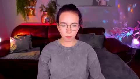 TriciaDaisy online show from 06.15.26