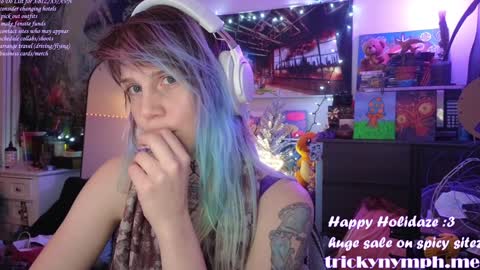 Snapshot of tricky_nymph chatting on 12.31.24 Cassie online show from 12.31.24