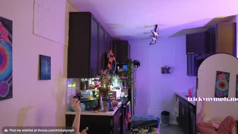 Snapshot of tricky_nymph chatting on 03.04.25 Cassie online show from 03.04.25