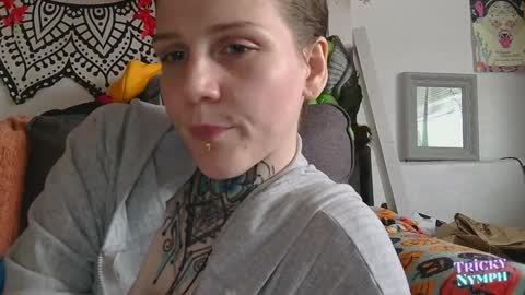 Snapshot of tricky_nymph chatting on 11.20.25 Cassie online show from 11.20.25