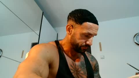 Snapshot of tridentmuscles chatting on 06.21.26 tridentmuscles online show from 06.21.26