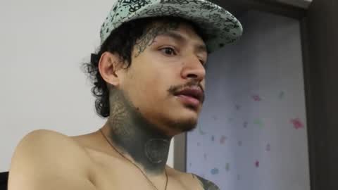 - trieone online show from 11.02.25