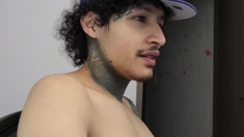 - trieone online show from 02.11.26