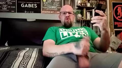 triller402 online show from 03.18.26