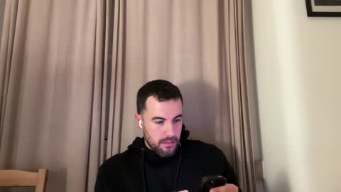Snapshot of trimoce chatting on 01.01.25 trimoce online show from 01.01.25