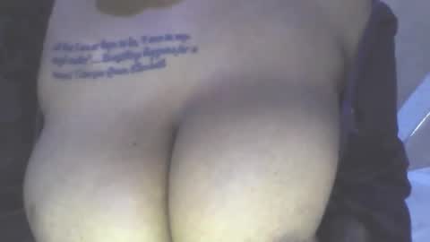 trinahluicy online show from 04.11.26