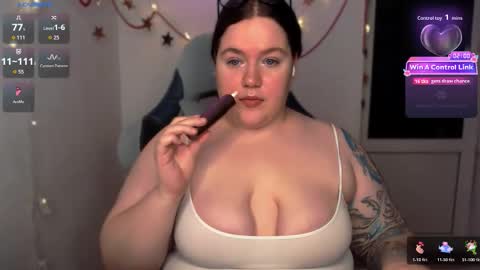 Snapshot of trinititi chatting on 12.22.25 Tina online show from 12.22.25