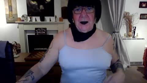 trinity1011 online show from 04.06.26