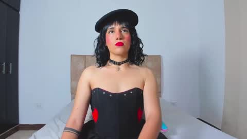 Triny online show from 10.23.25