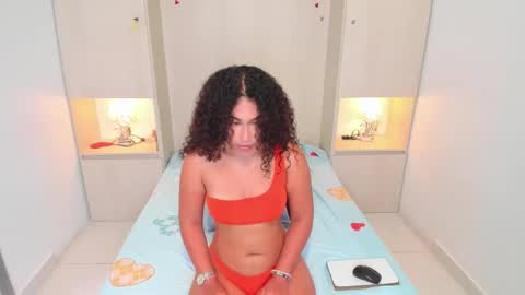 Snapshot of trishamoon chatting on 01.07.26 TRISHA online show from 01.07.26