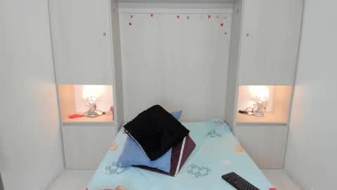 Snapshot of trishamoon chatting on 01.08.26 TRISHA online show from 01.08.26