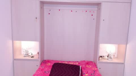 Snapshot of trishamoon chatting on 03.05.26 TRISHA online show from 03.05.26