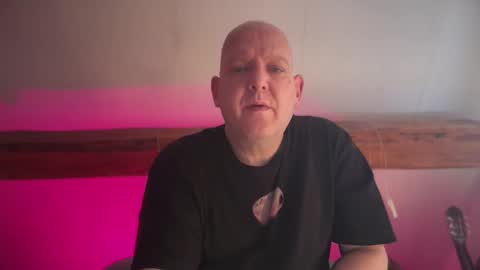 Snapshot of tritonspace chatting on 04.11.26 Triton online show from 04.11.26