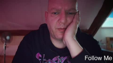 Snapshot of tritonspace chatting on 05.17.26 Triton online show from 05.17.26