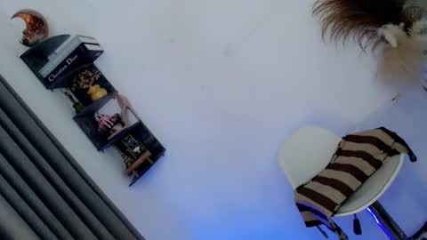 Snapshot of trixie_moore chatting on 05.15.26 trixie_moore online show from 05.15.26