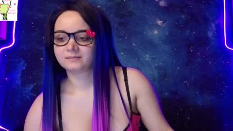 trixiedoescamcam online show from 04.28.26