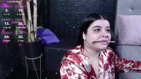 Snapshot of trixxiee_ chatting on 10.09.25 trixxiee_ online show from 10.09.25